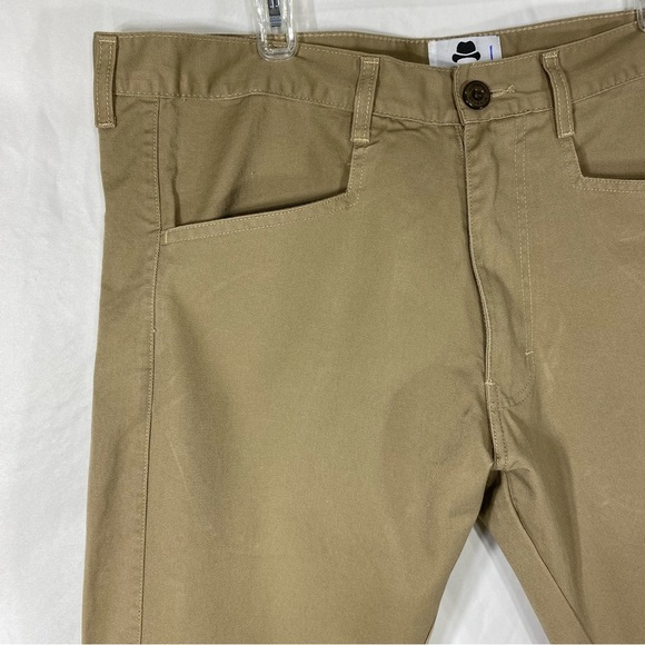 Winston Men’s Khaki Pants w/ Microsuede Offset Back Pockets 38/31 - Picture 2 of 10